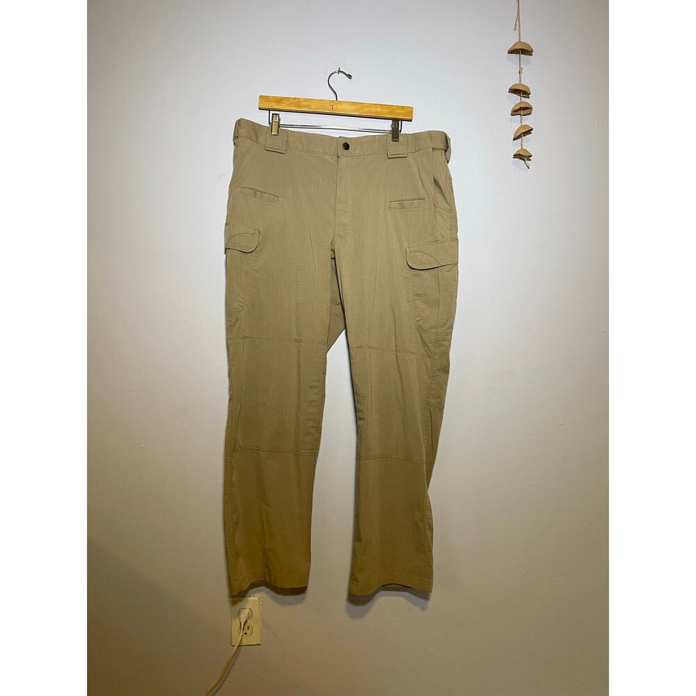 Khaki 5.11 Tactical Stryke Cargo Pants |‎ Work Techwear Gorpcore (Men's 40 x 30)